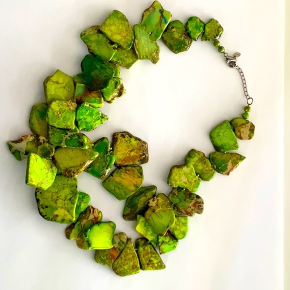 Two beautiful, vibrant, tropical necklaces for the price of one. - Picture 1 of 2